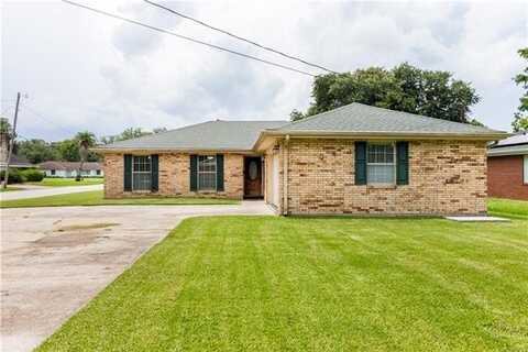 114 CHRISTINE Place, Belle Chasse, LA 70037