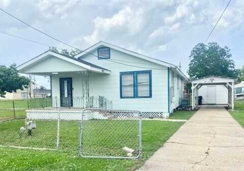 8007 DRUM Street, New Orleans, LA 70126