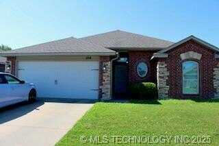 1158 S 148th Street, Glenpool, OK 74033