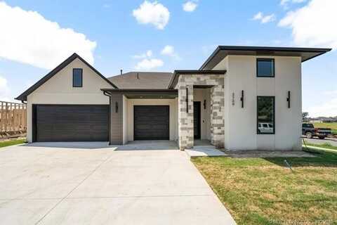 3709 W Delmar Street, Broken Arrow, OK 74012