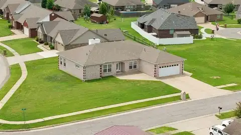 1220 SE 14th Street, Pryor, OK 74361