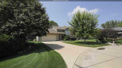 427 Eagle Circle, Dakota Dunes, SD 57049