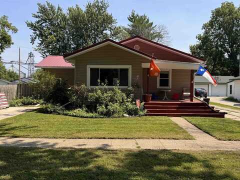 417 Blair St, Whiting, IA 51063