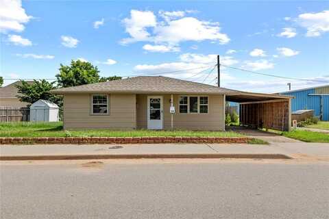 516 E Huber Avenue, Weatherford, OK 73096