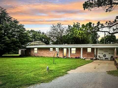 2200 Highway 81 N, Chickasha, OK 73018
