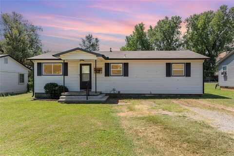 418 E Broadway Street, Blanchard, OK 73010
