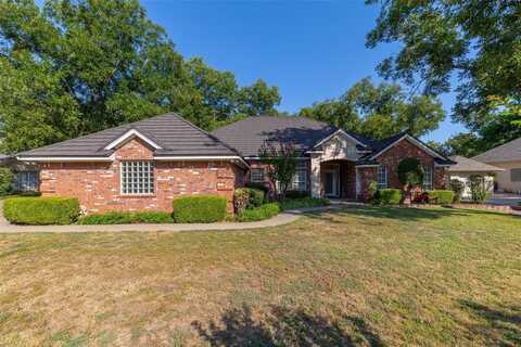 8925 Green Leaves Drive, Granbury, TX 76049