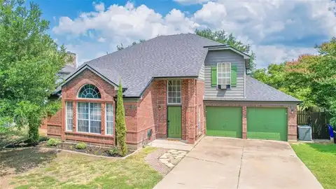 1520 Warwick Drive, Mansfield, TX 76063