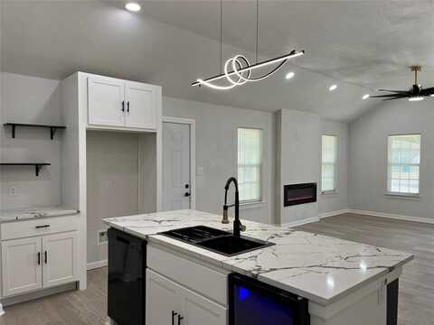 1320 E 3rd Avenue, Corsicana, TX 75110