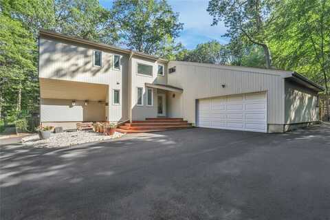118 Brook Road, Port Jefferson, NY 11777