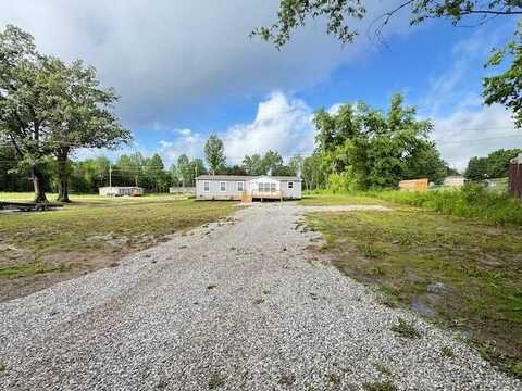 724 Old Cemetery Rd, Madisonville, TN 37354