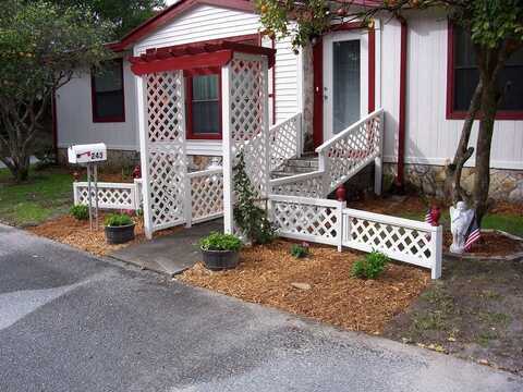 243 Sun Court South, Tampa, FL 33613