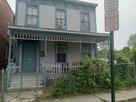81 Courtney Ave, Newburgh, NY 12550