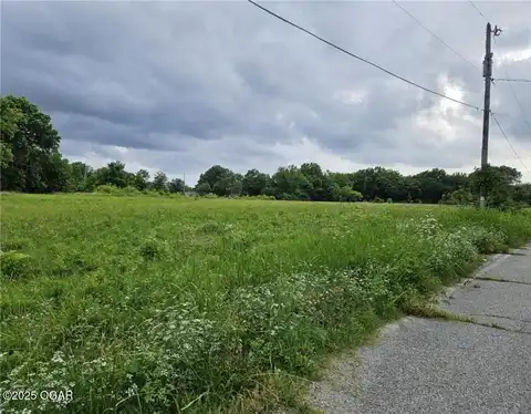 000 E Madison Street, Girard, KS 66743
