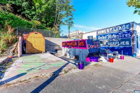 204 E Front, Port Angeles, WA 98362