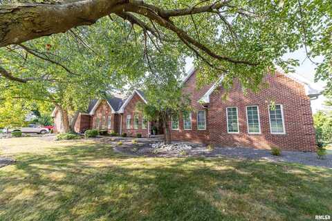 921 Birdie Lane, Quincy, IL 62305