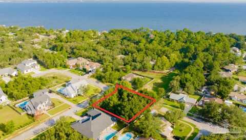 00 Manor Cir, Gulf Breeze, FL 32563