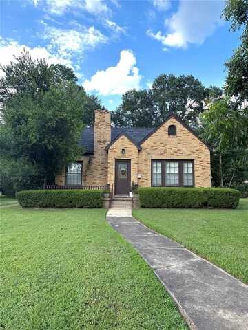 106 S Grace Street, CROCKETT, TX 75835