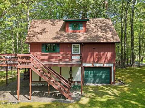 105 Acorn Lane, Greentown, PA 18426
