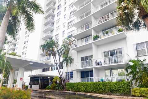 2851 NE 183rd St, Aventura, FL 33160