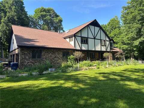2213 Maple Lane, Ashland, WI 54806