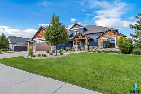 1408 S Scarlet Oak Trl, Sioux Falls, SD 57110