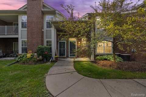 15457 CLAREMONT Drive N, Clinton Township, MI 48038