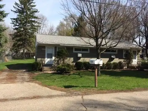 4340 RICHALVA Court, Waterford, MI 48329