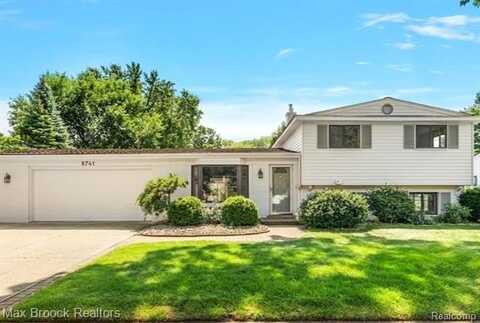 8741 Buffalo Drive, Commerce Township, MI 48382