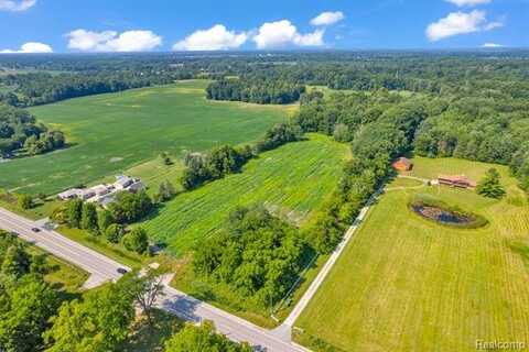 55231 Fairchild Road, Macomb, MI 48042