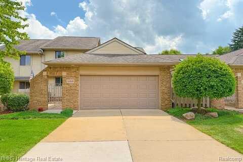 168 Addison Circle, Fowlerville, MI 48836