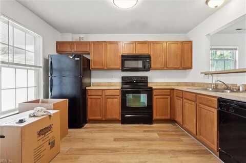 896 A Avenue, Norfolk, VA 23503