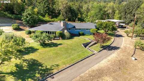 268 BRAUNDA DR, Roseburg, OR 97471