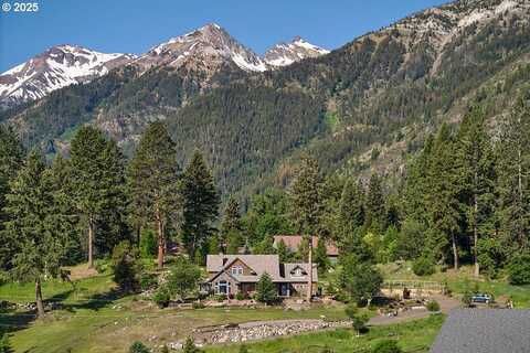 62730 HURRICANE CREEK RD, Joseph, OR 97846