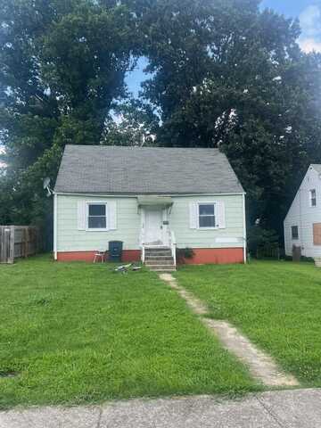 110 Clover AVE NE, Roanoke, VA 24012