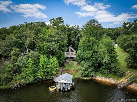 650 North Shore Dr., Gaston, NC 27832