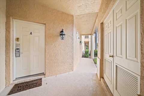 8264 Mulligan Circle, Port Saint Lucie, FL 34986