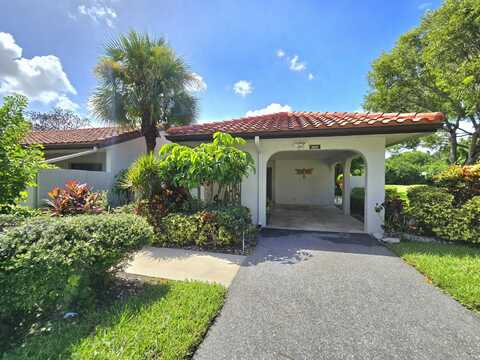 9207 Pecky Cypress Lane, Boca Raton, FL 33428