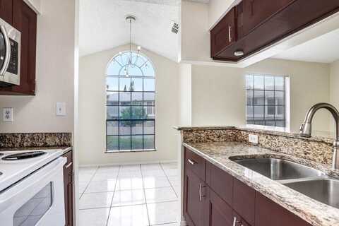 8702 Mallard Reserve Drive, Tampa, FL 33614