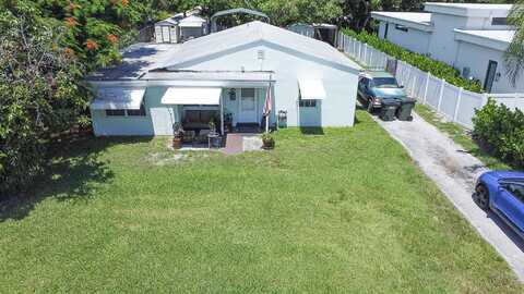 243 NE 14th Street, Delray Beach, FL 33444