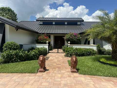 5091 SE Burning Tree Circle, Stuart, FL 34997