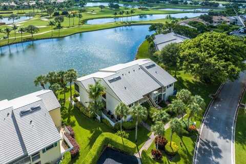 18 Eastgate Drive, Boynton Beach, FL 33436