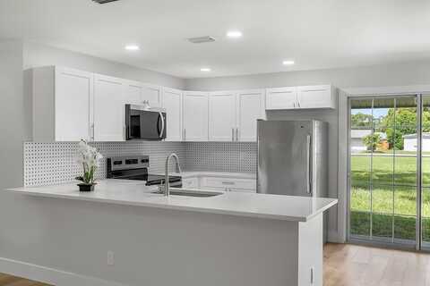 534 Michael Street, Sebastian, FL 32958