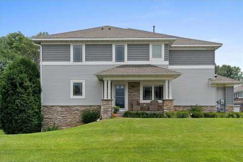609 Sutherland Drive, Woodbury, MN 55129