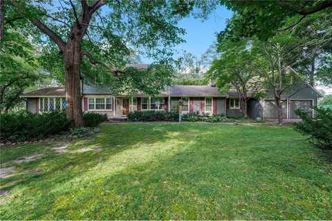 301 Kenmar Circle, Minnetonka, MN 55305