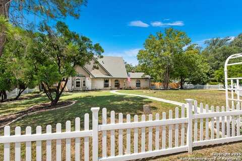 6722 Lazyridge Dr, San Antonio, TX 78229