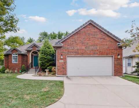 9513 E Greenbriar St, Wichita, KS 67226