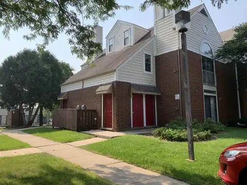 527 Donofrio Drive, Madison, WI 53719