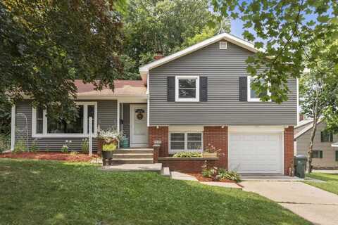 635 N Park Street, Reedsburg, WI 53959