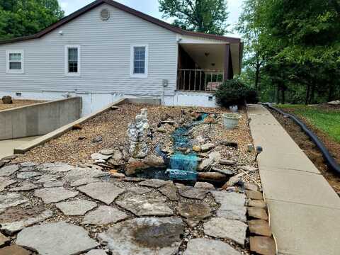 8417 E County Road 900, Sunman, IN 47041